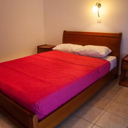 Hotel Adonis Kryopigí Eksteriør bilde