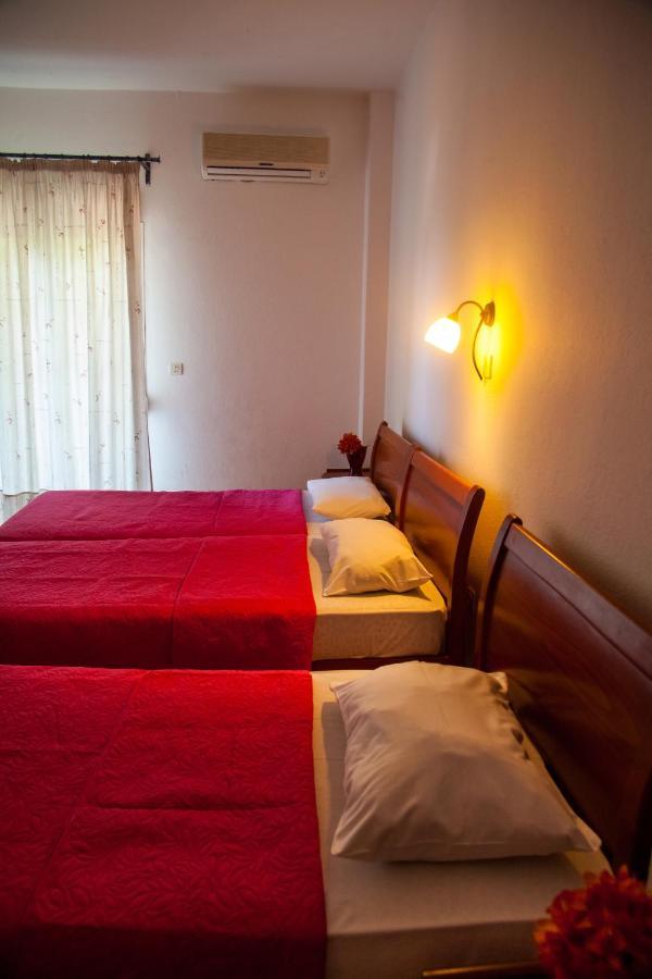 Hotel Adonis Kryopigí Eksteriør bilde